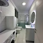 Marina Bay 1 Apartament Wlora